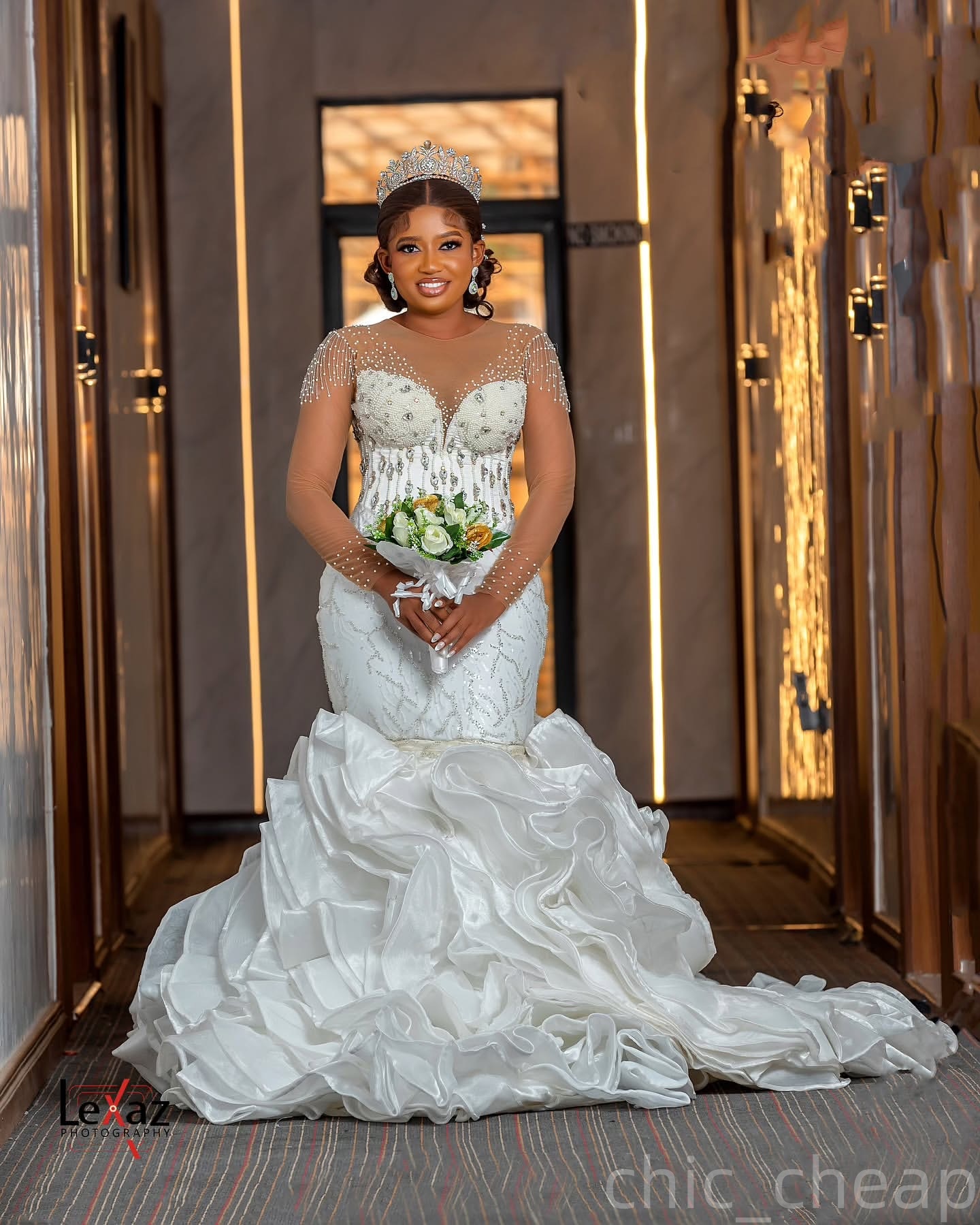 2025 Arabic Aso Ebi Plus Size Ivory Lace Wedding Dresses Beaded Crystals Detachable Train Full Sleeves Bridal Gowns Dress For Brides ZJ0346