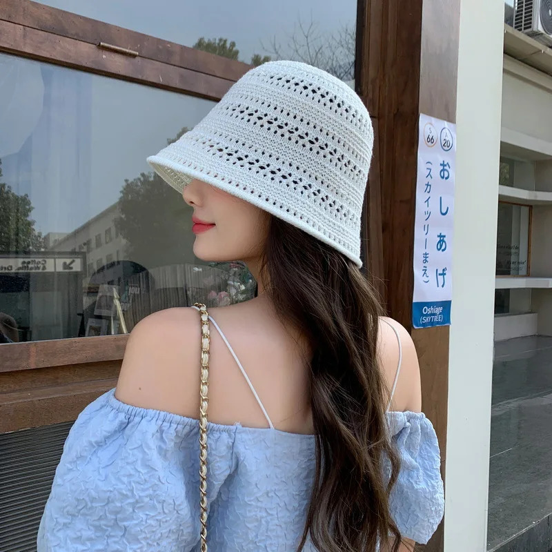 2024 Summer Hollow Knitted Sun Protection and Sunshade Hat for Womens Leisure Versatile Small Fresh Fashion Pot Hat 250107