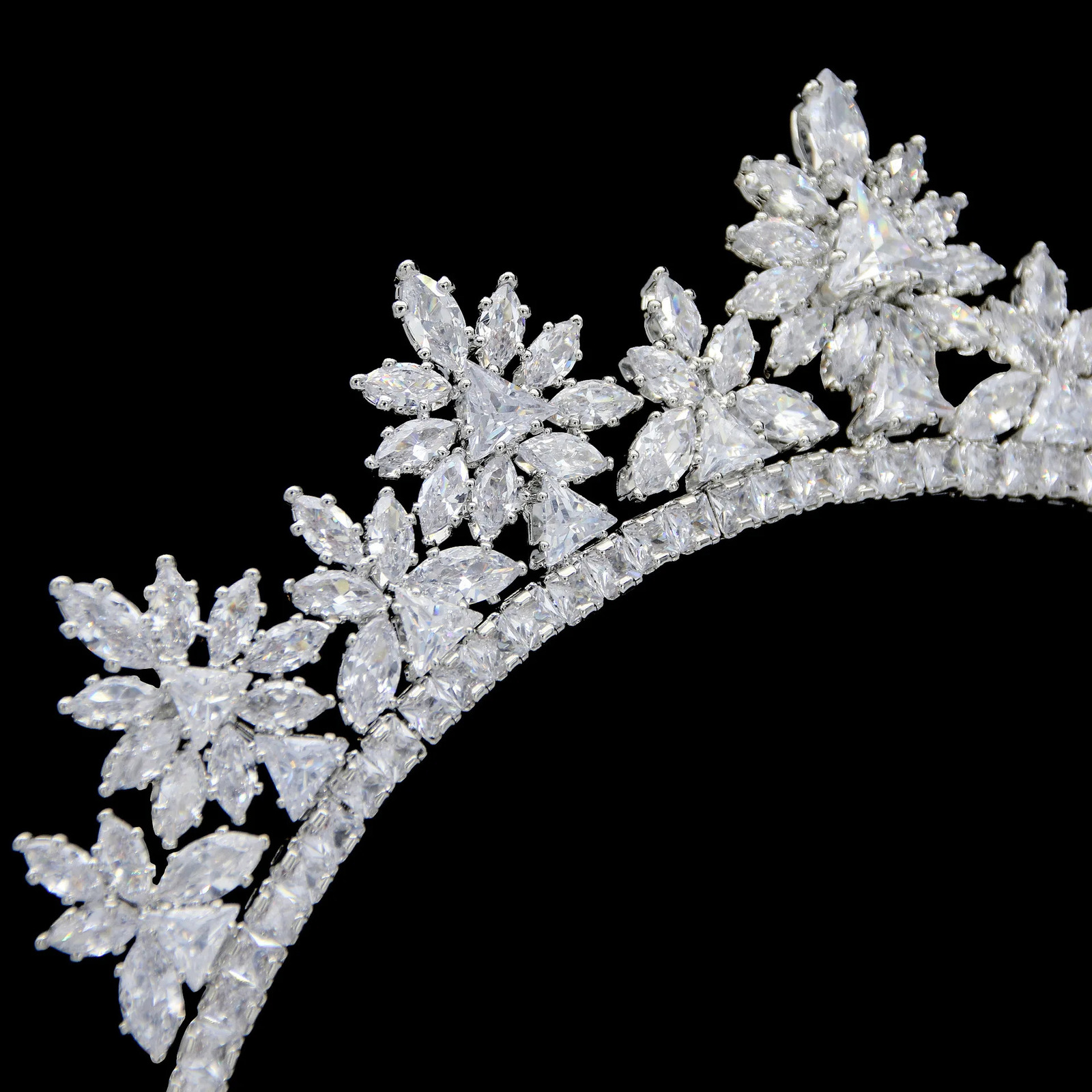 Silver Color Zircon Tiara Cubic Zirconia Headpiece For Brides Women Pageant Prom Crown Wedding Hair Accessories Bridal Jewelry 250107