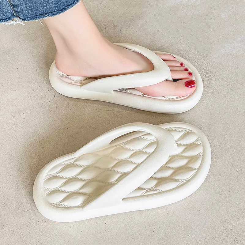 New Arrival Couple beach flip cover womens casual bathroom anti slip slider mens breathable shoes thick EVA soft anti slip slider T250108