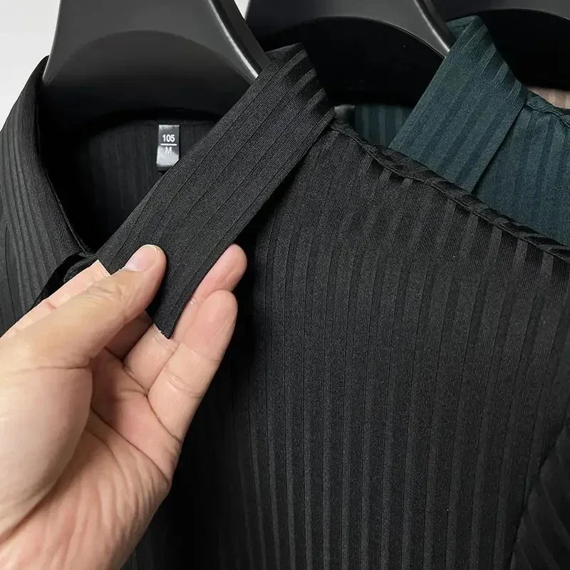 Mens Ice Silk Polo Shirt Lapel Hollow Short-Sleeved Breathable Business Fashion T-Shirt Mens Clothing Summer 250107