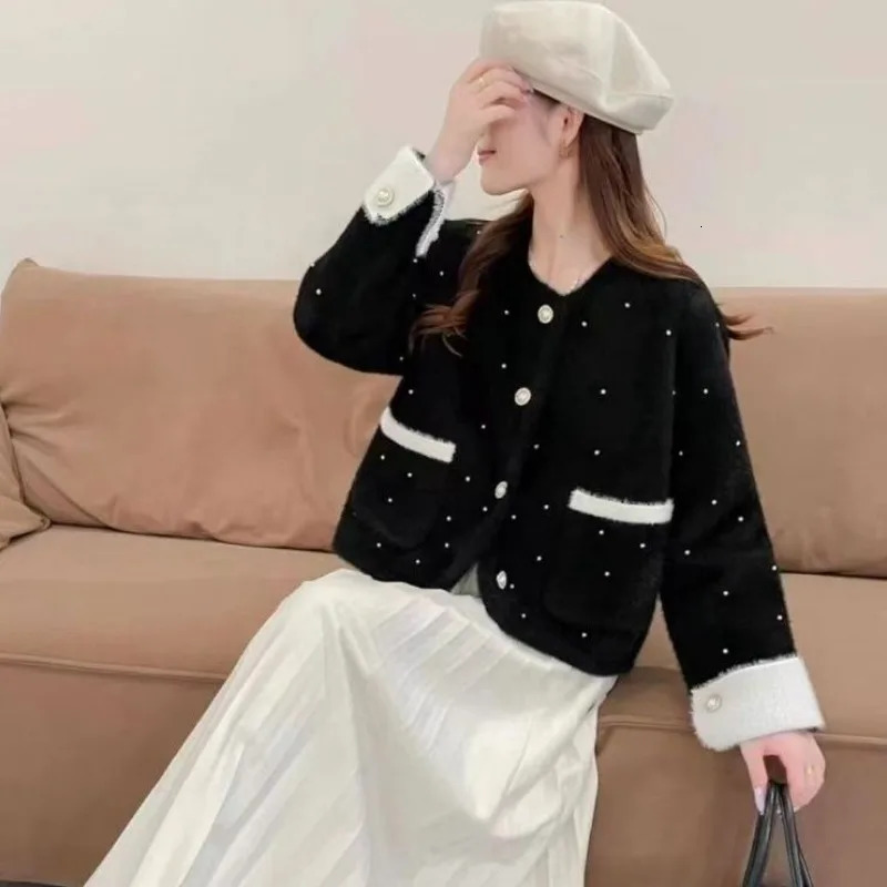 Autumn Winter elegant temperament Solid color coat Women Simplicity Casual Long sleeve tops Fashion Allmatch Cardigan Jackets 250103