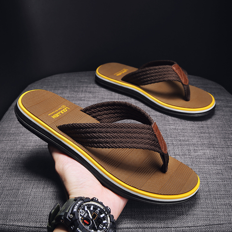 Men Slippers Fashion hot Flat Bottom Flip-ps Summer Vacation Beach Seaside Anti-slip Wear-resistant Triple Black Green Khaki Blue NEW hot Free shippin