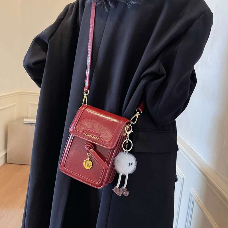 Avant garde fashion multifunctional solid color PU small square new designer simple hot selling shoulder bag commuting fashion exquisite crossbody bag