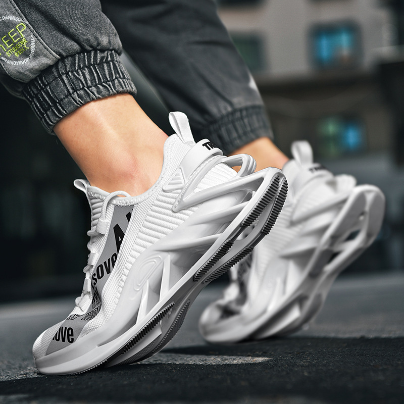 2025 designer trainers for men mens red white black mesh indoor outdoor sports runner running shoe trainer sneakers 39-46