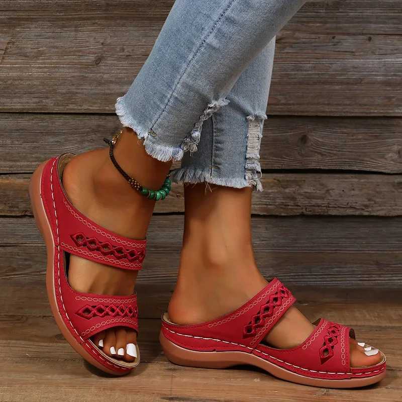 New Arrival Hollow slider summer womens sandals slider comfortable wedding sandals casual beach Roman leather womens slippers Zapatos Mujer T250108