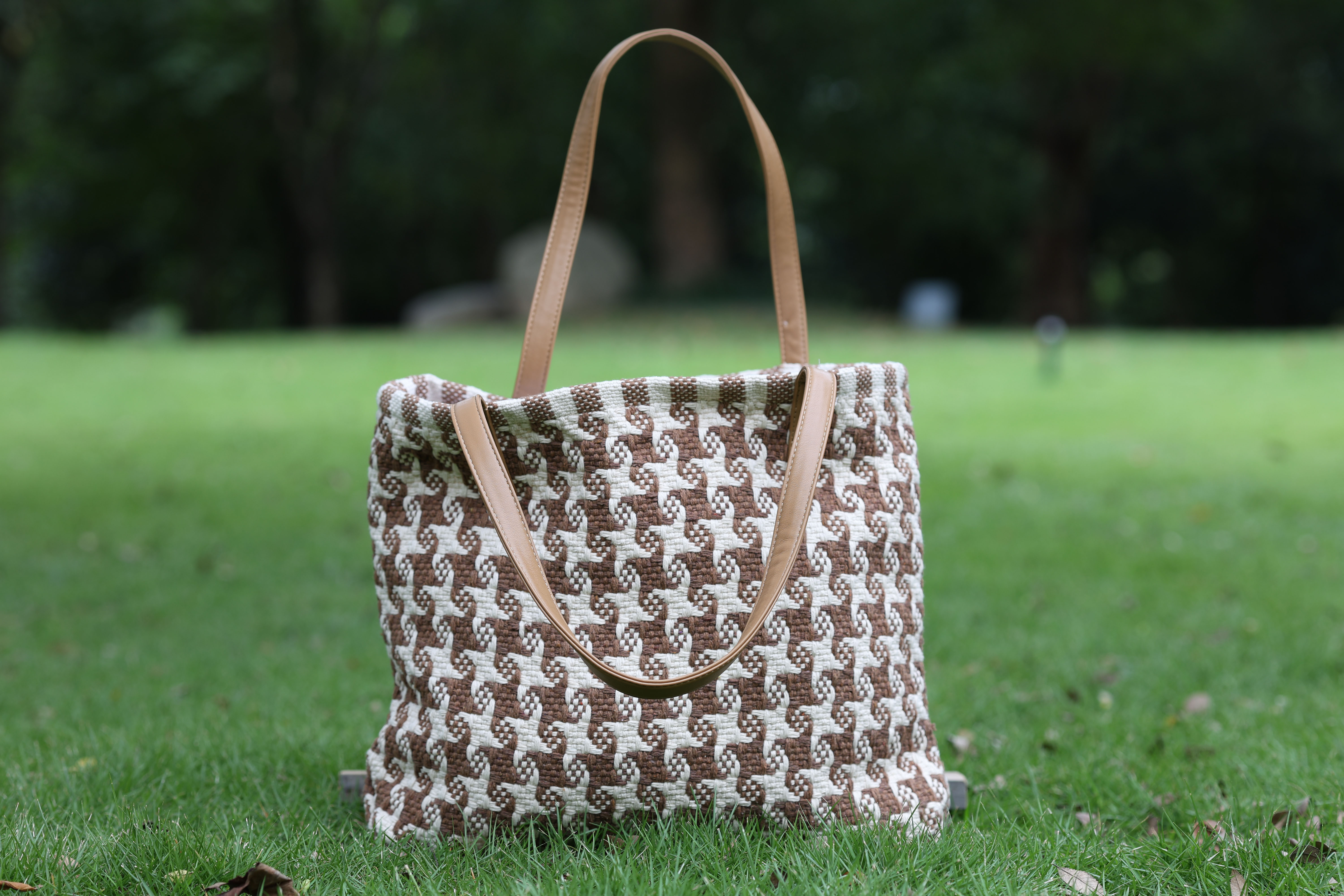 Vintage Style Handmade Linen Shoulder Pouch