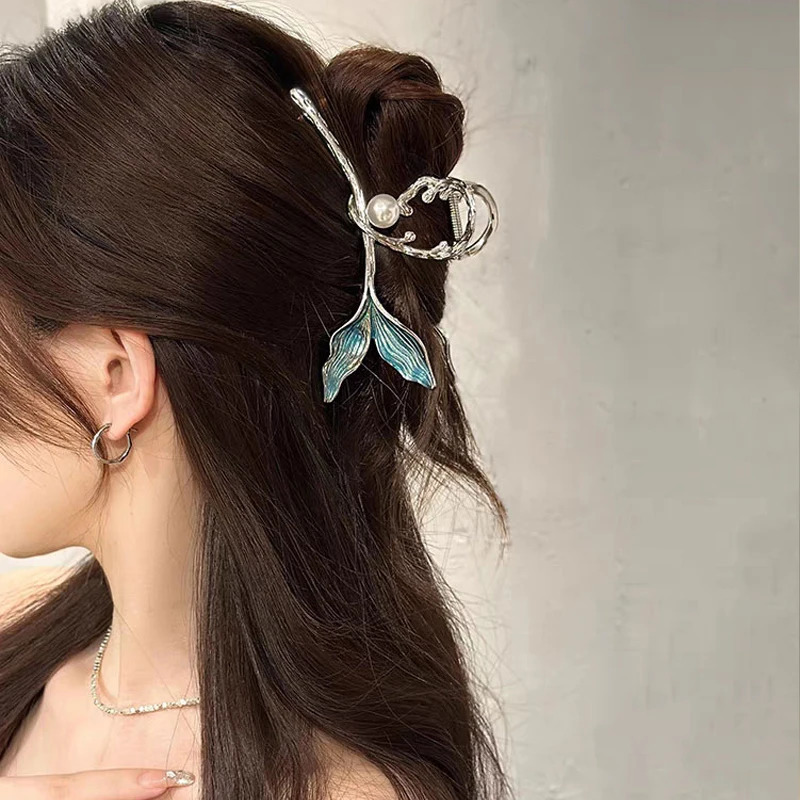 Fashion Pearl Alloy Shark Clip Elegant Mermaid Tail Metal Hair Claw for Ladies Fish Tail n Hair Accessories 250103