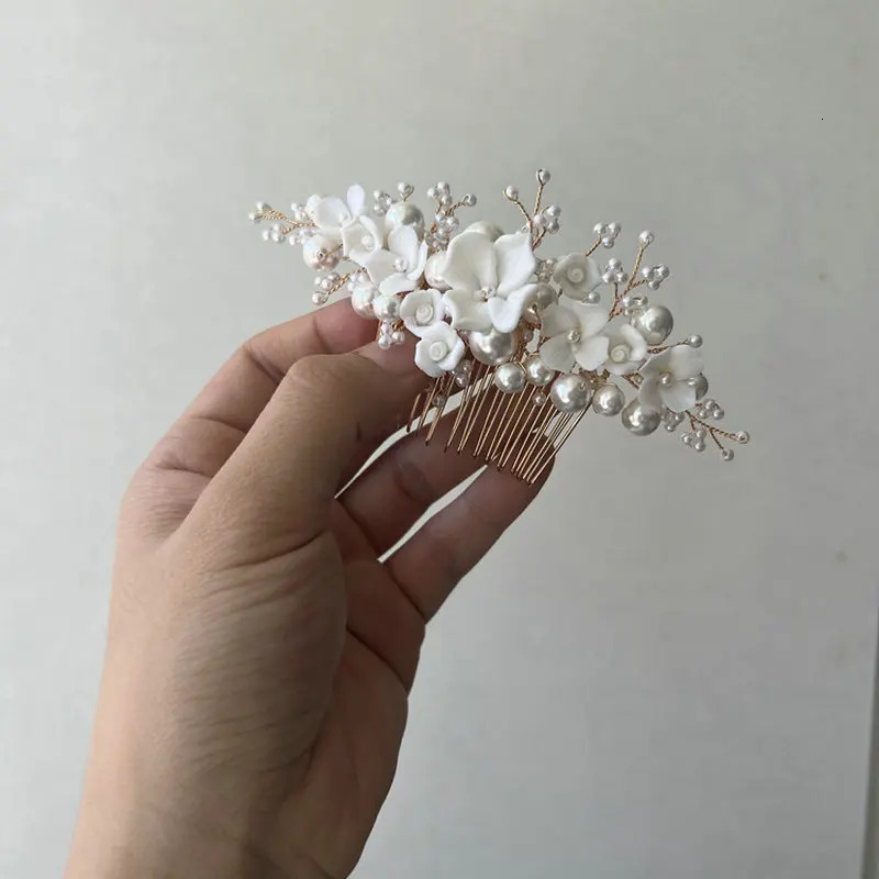 Handmade Ceramic Flower Pearl Shell Hair Comb Bridal Headpiece Simple Beautiful Wedding Tiara Accessories For Women 250107