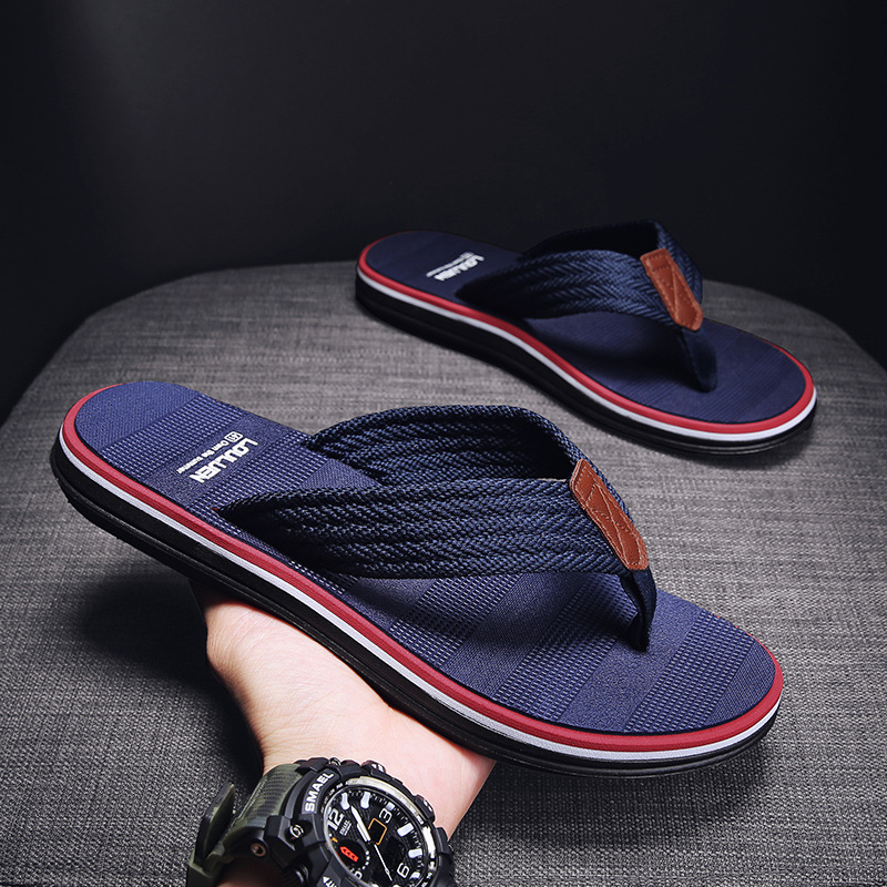 Men Slippers Fashion hot Flat Bottom Flip-ps Summer Vacation Beach Seaside Anti-slip Wear-resistant Triple Black Green Khaki Blue NEW hot Free shippin
