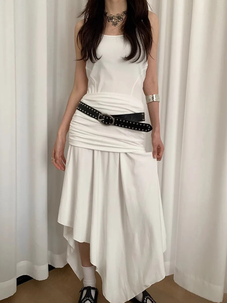 Bohemian Rivet Belt Women 2024 High-End Niche With Dress Y2K Belt Trend 250107