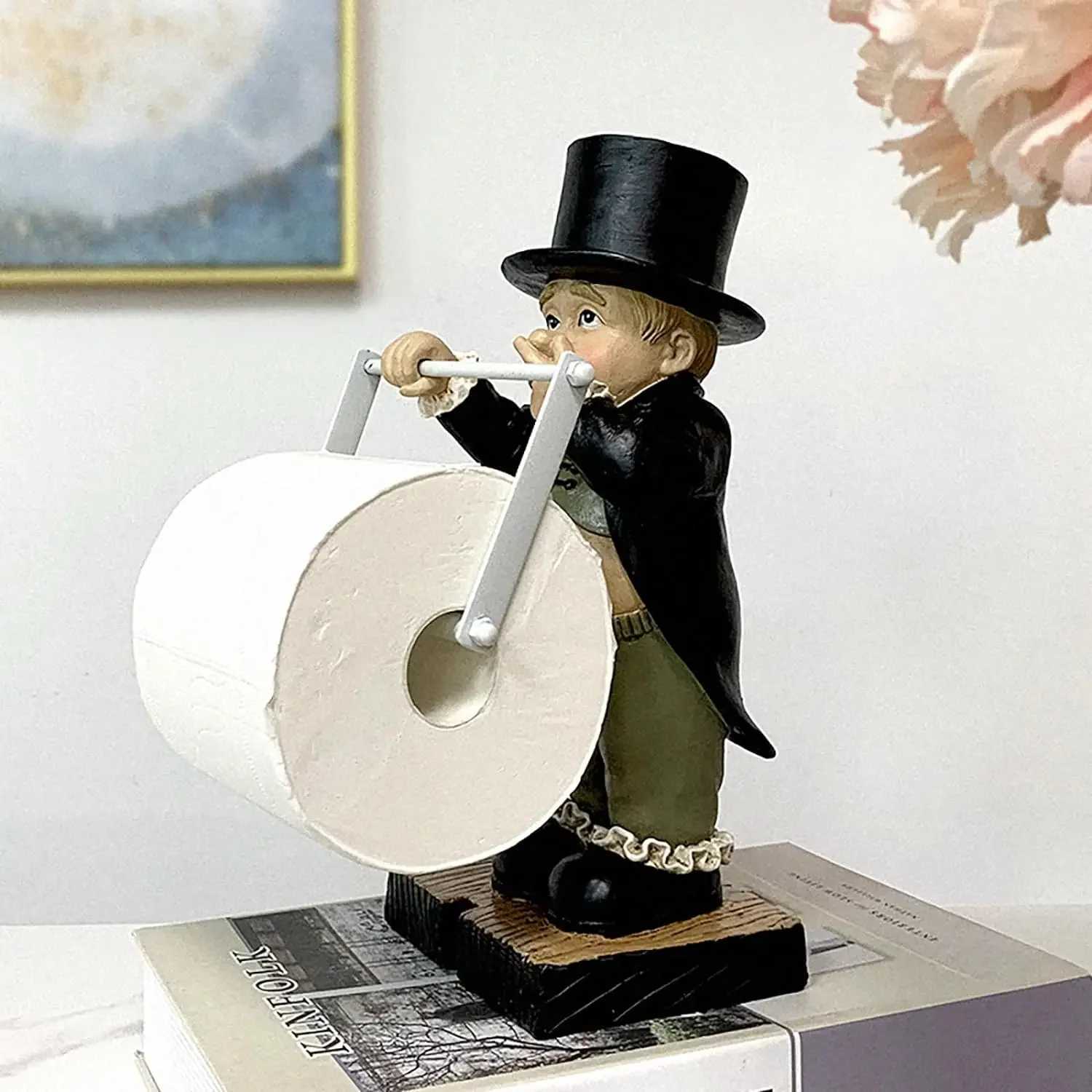 Toilet butler with roll paper holder resin handle bathroom paper holder super cute toilet decoration Y250107
