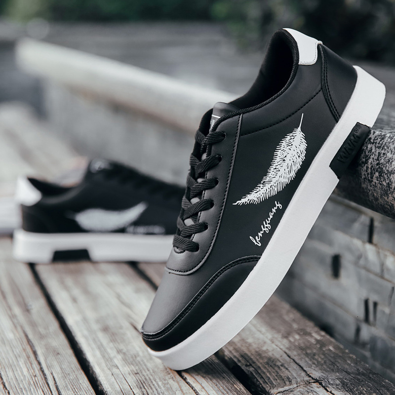 White Sports Trendy Men Shoes Leather Man Flats Comfort Hard-Wearing Mens Casual Sneakers Zapatillas De Hombre