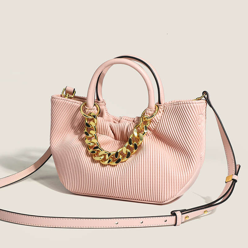 2025S Designer S New Model This Year S Popular In New Cloud Bag For Women With Pleats High End Feeg Crossbody Handbag Handbag