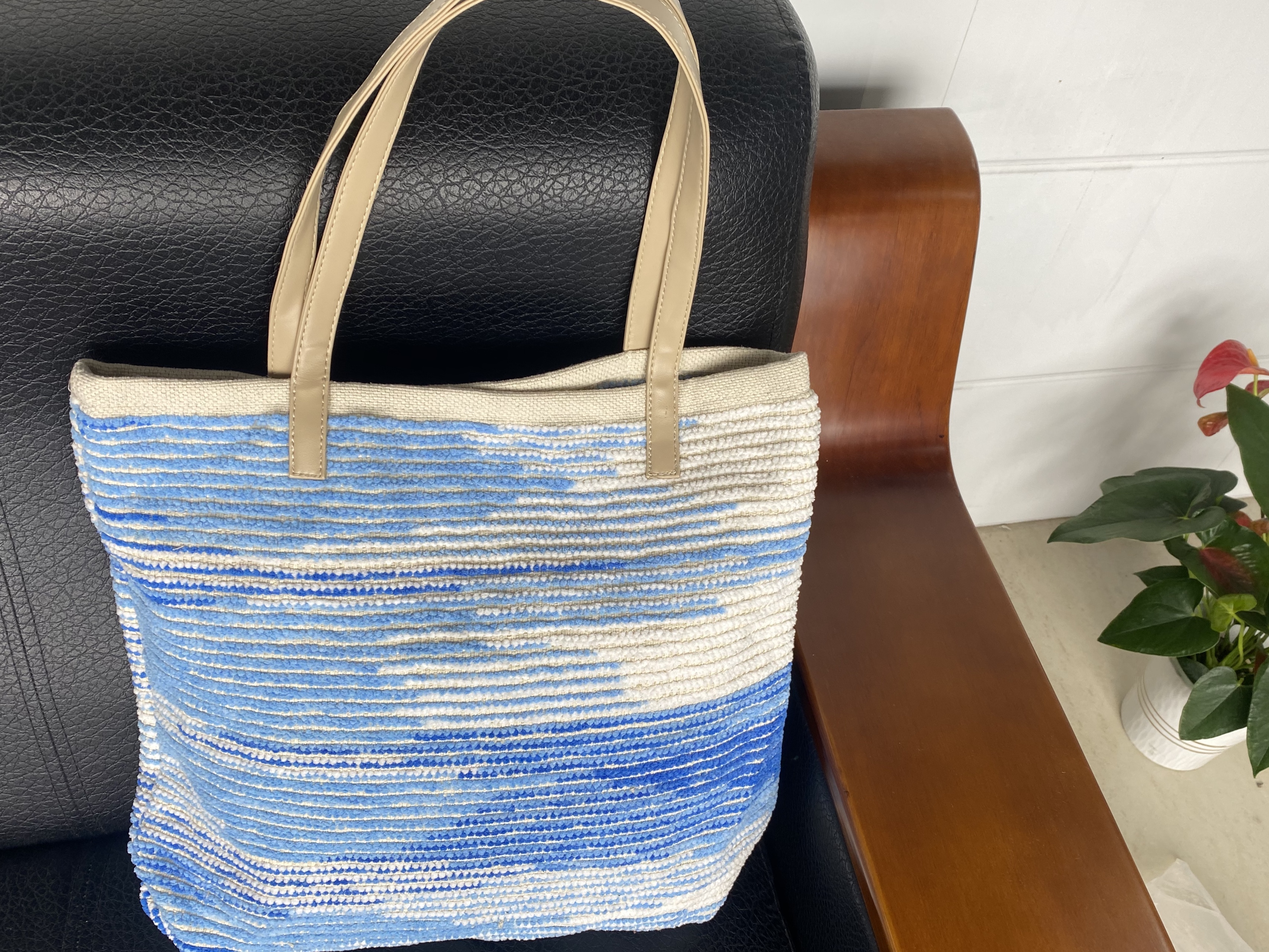 Vintage Style Handwoven Linen Shoulder Bag - Eco-Friendly Craftsmanship