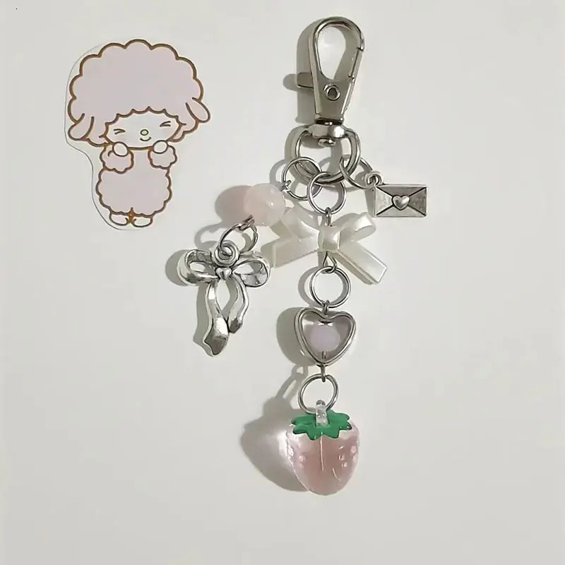 Handmade NANA inspired strawberry and peach keychain y2k fairy tale coquettish 250107