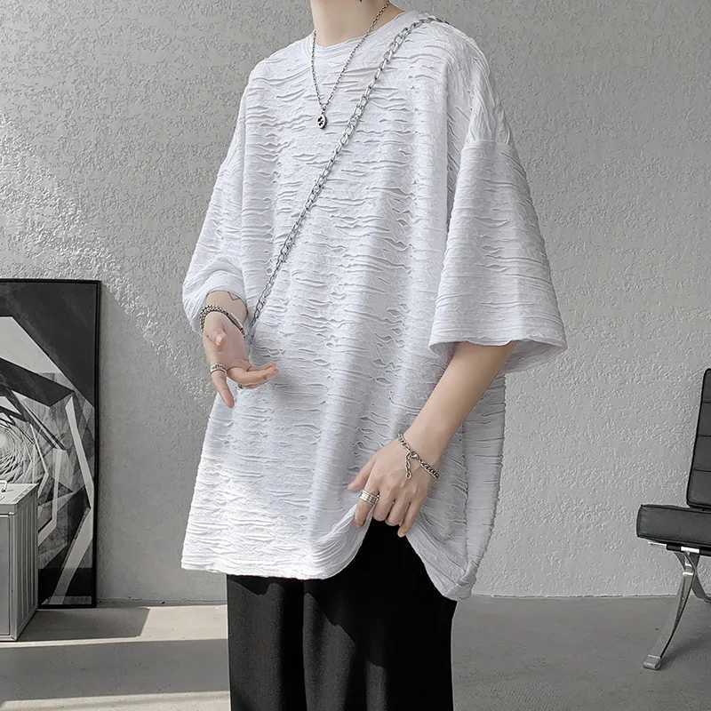 Summer fashion hole T-shirt mens short sleeved O-neck loose casual solid color T-shirt mens clothing M250108