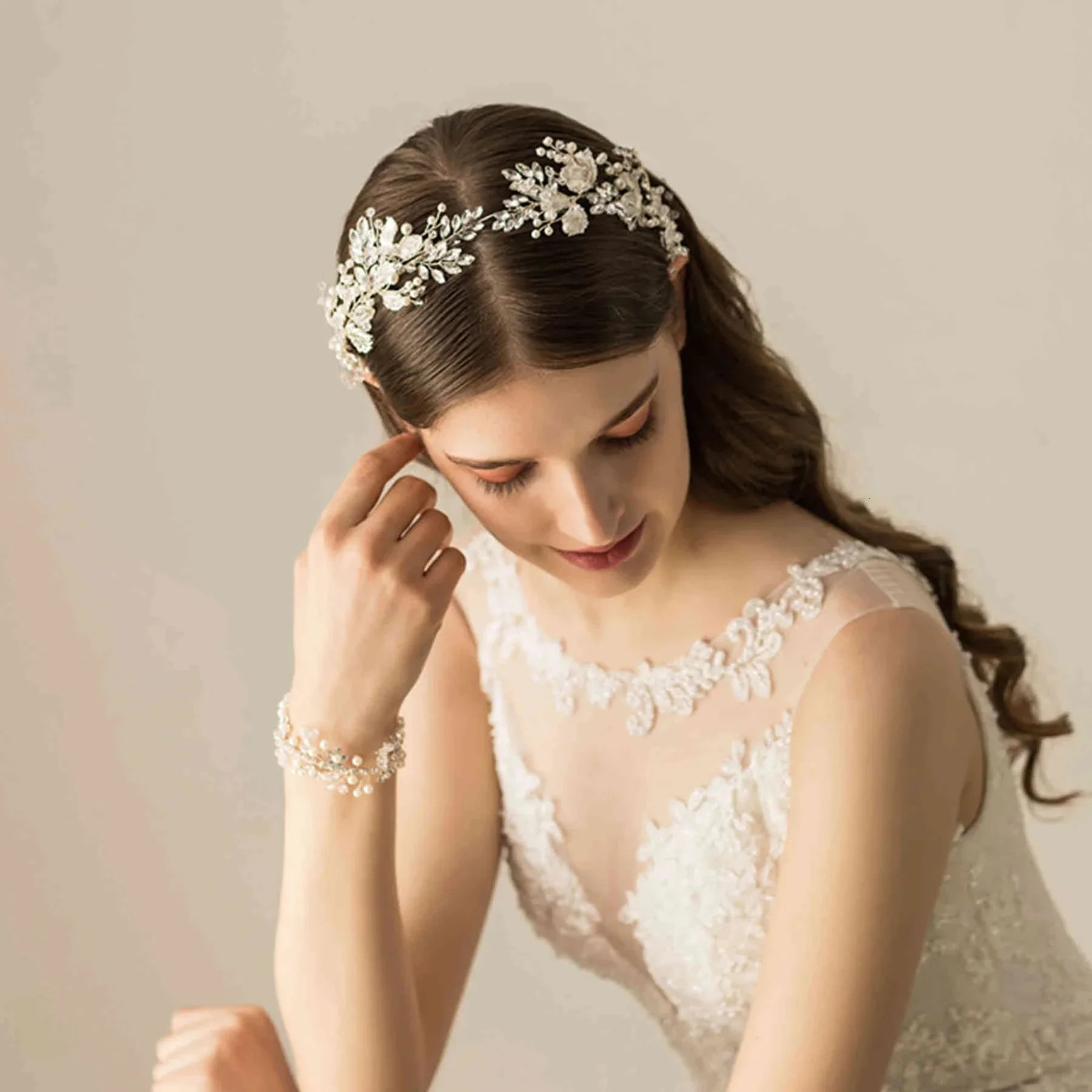 Classic handmade wedding headpiece crystal rhinestone hair band for wedding bridal hairpieces Hair Crown Party accessories 250107