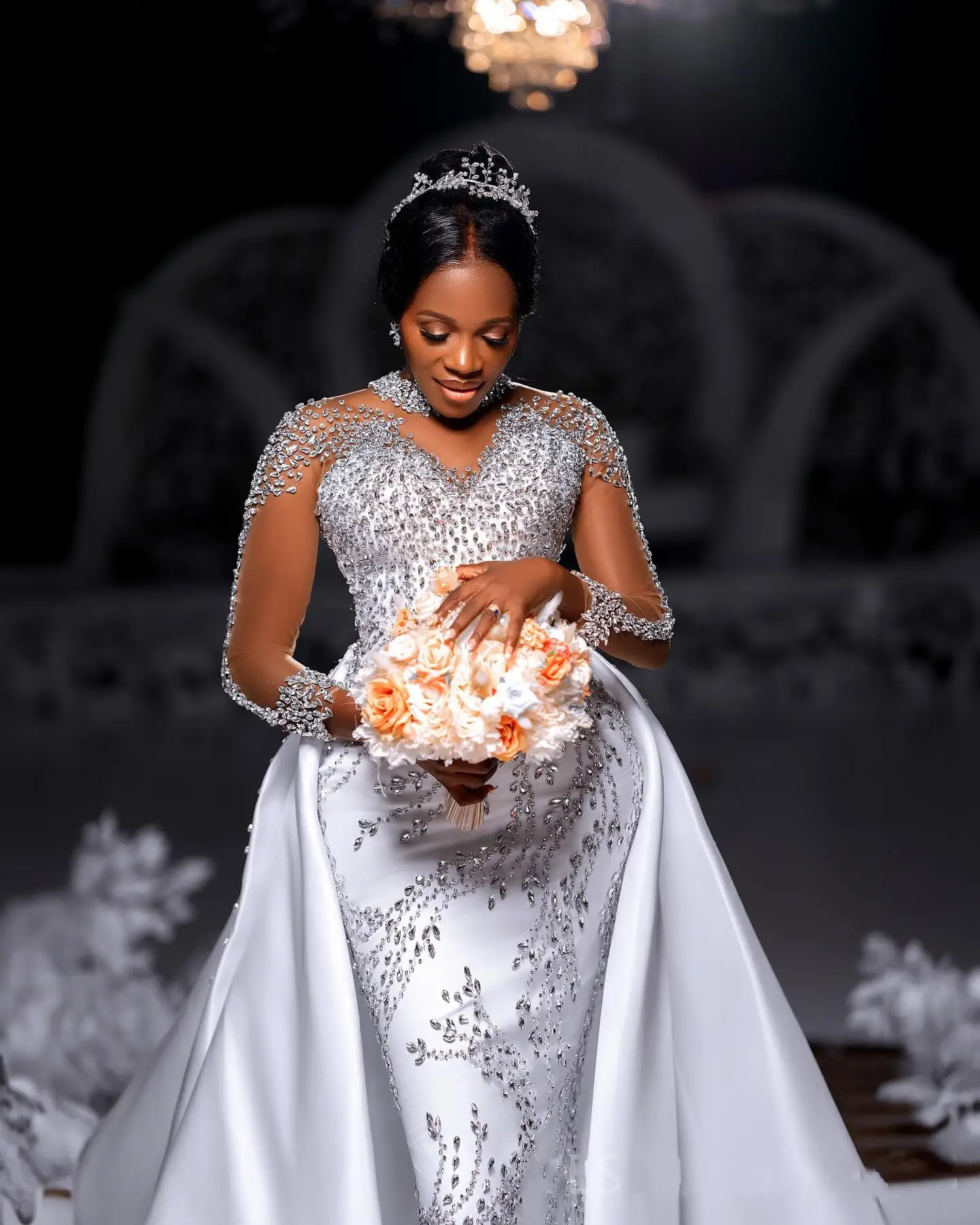 Mermaid Wedding Dresses For Women Jewel Neck Long Sleeves Gown Sequins Crystal Detachable Train Customized Dress