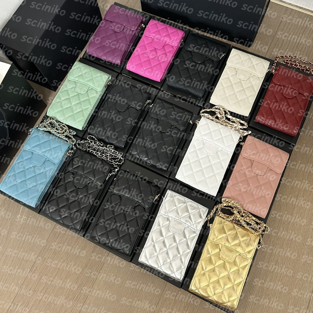 Good Quality Fashion Designered Cpattern Buckle Bags Handbags Phone Case Bag with Chain Cosmetic Bags