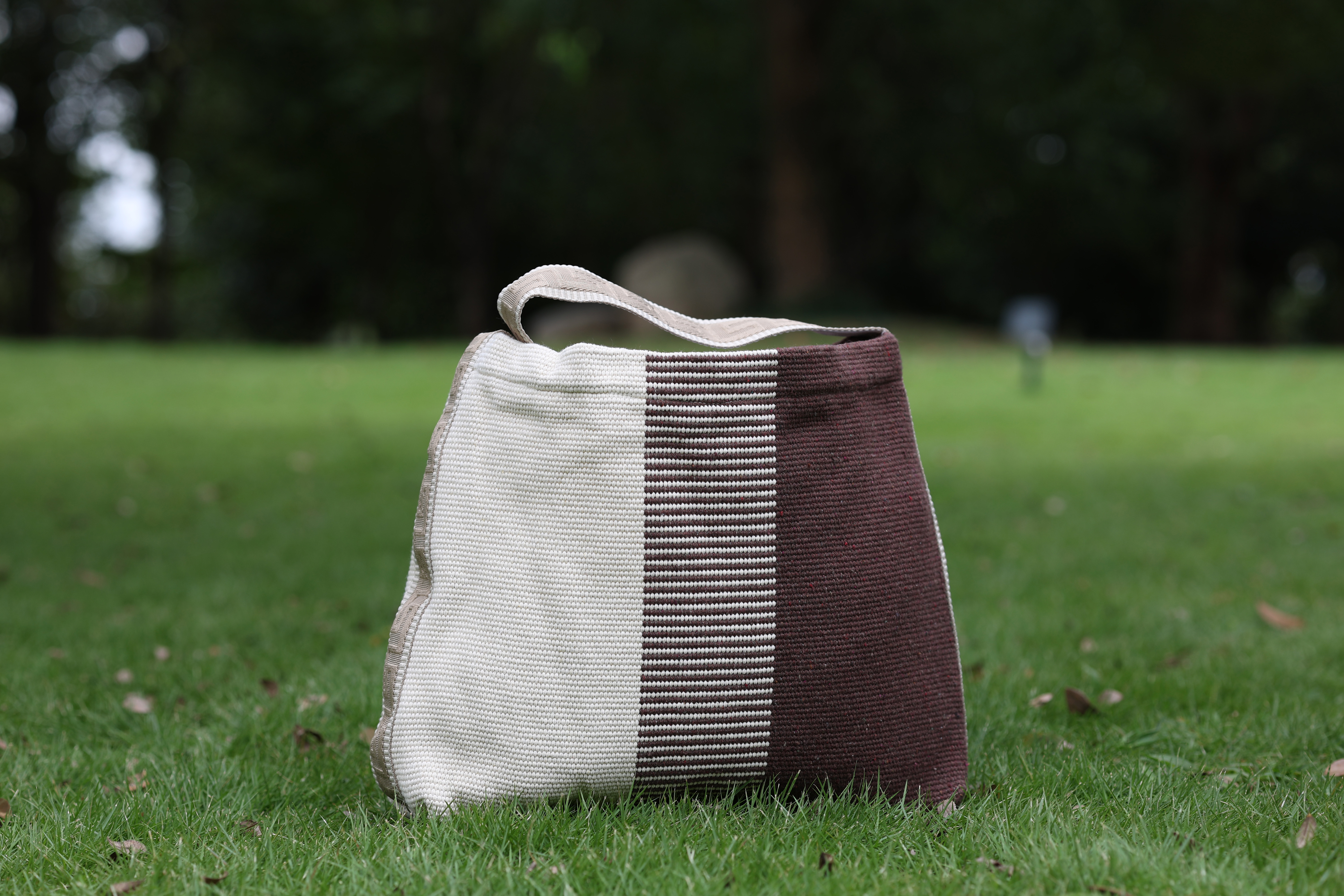 Classic Weaved Linen Cross Body Purse for Everyday Use