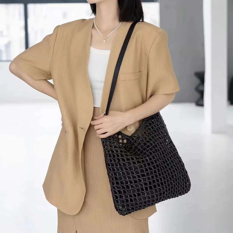 Women's Genuine Leather Straw Beach With Interior Pocket Designer Handbag Wallet Hand Woven Bucket Shoulder Bag