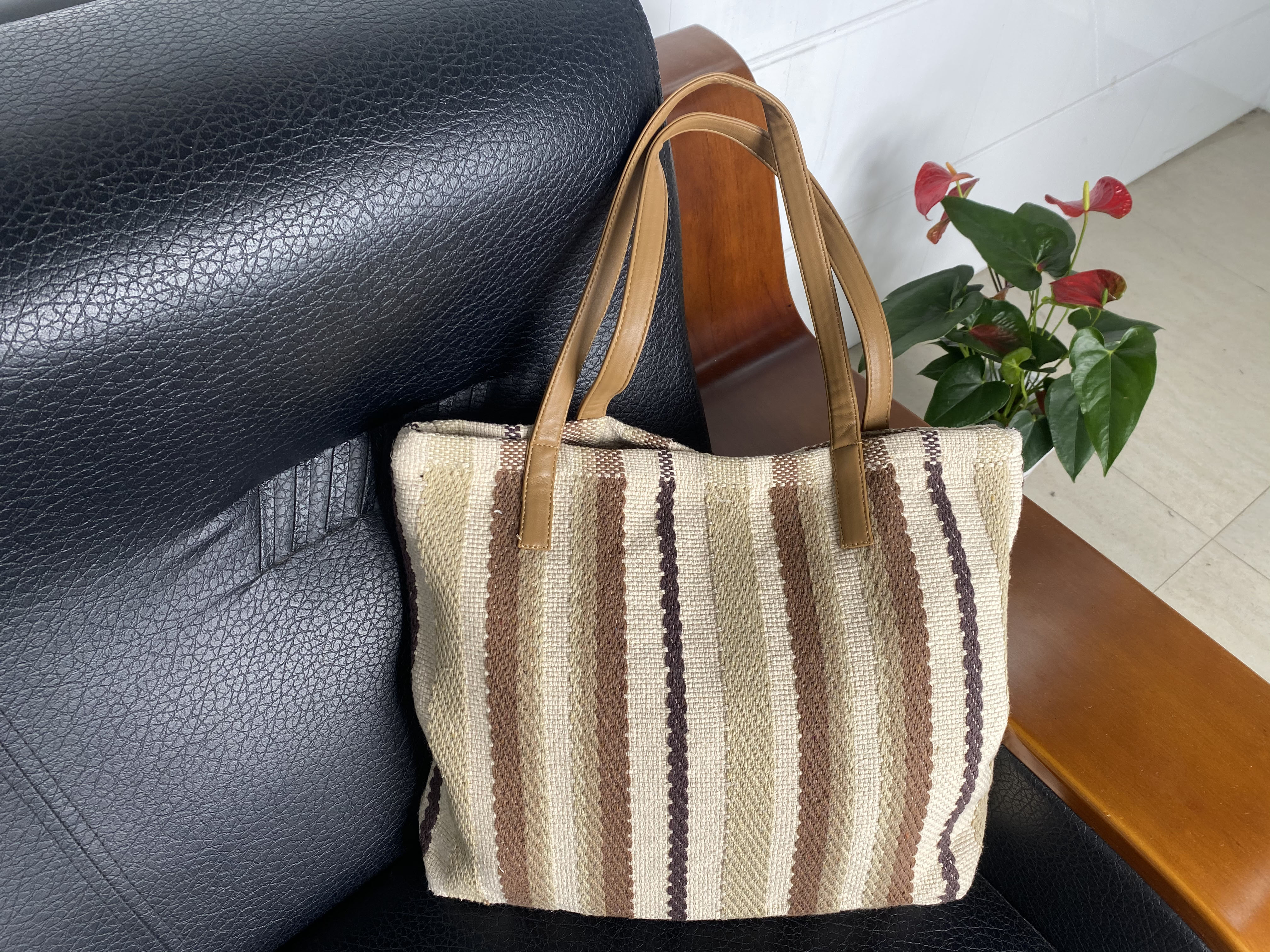 Vintage Handmade Linen Shoulder Bag for Everyday Use
