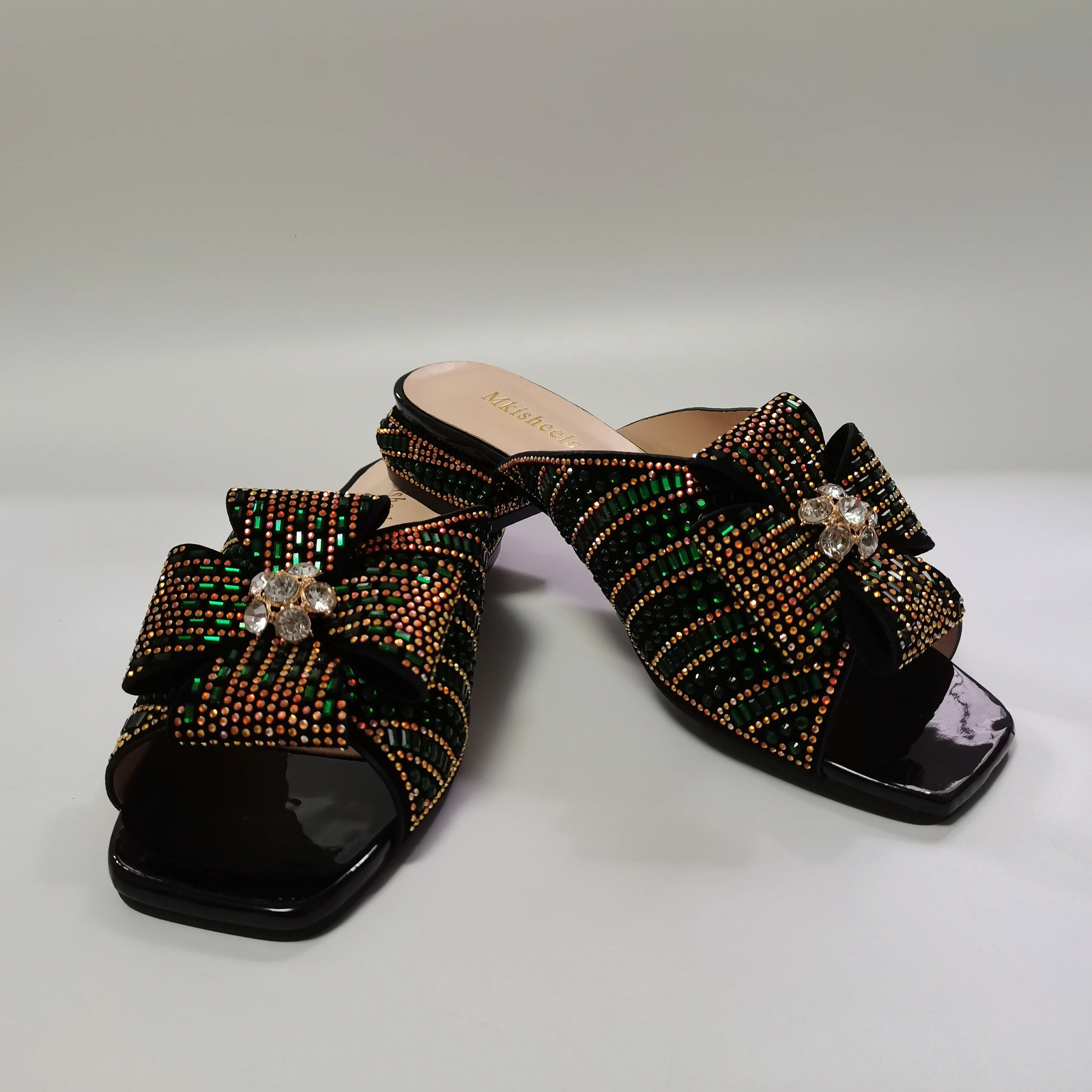 Fashion Latest Low Heels Women Crystal Bow Slippers Chunky Shoes Rhinestone Sandals Casual Rhinestone Slippers F1207-1 250107