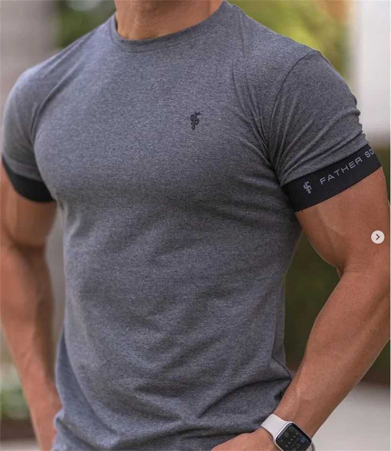 High Quality Sik Silk T-shirt Mens Summer Short sleeved Compressed T-shirt Mesh Top Three way Brand Mens Casual Fashion T-shirt Mens T250108