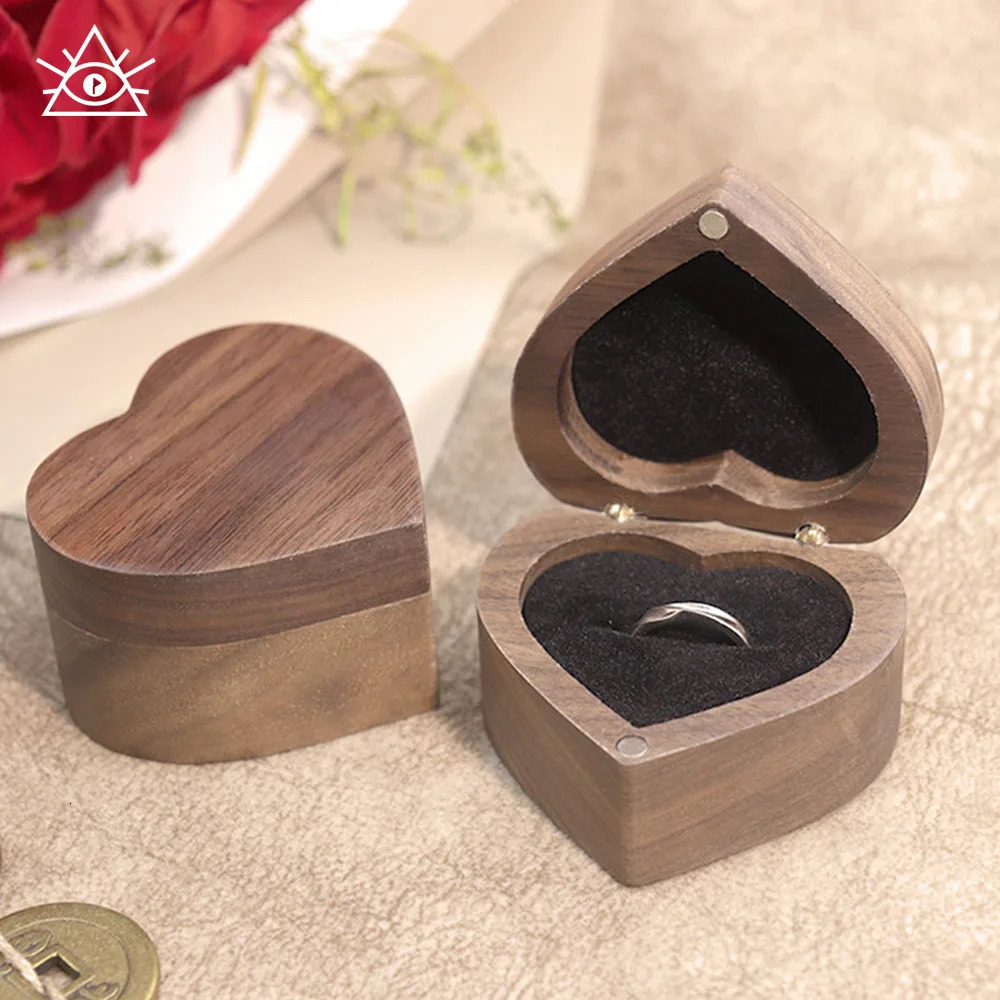 Wedding Love Ring Box Walnut Couple Ring Storage Packaging Gift Box Heart-shaped Wooden Box Earrings 250106