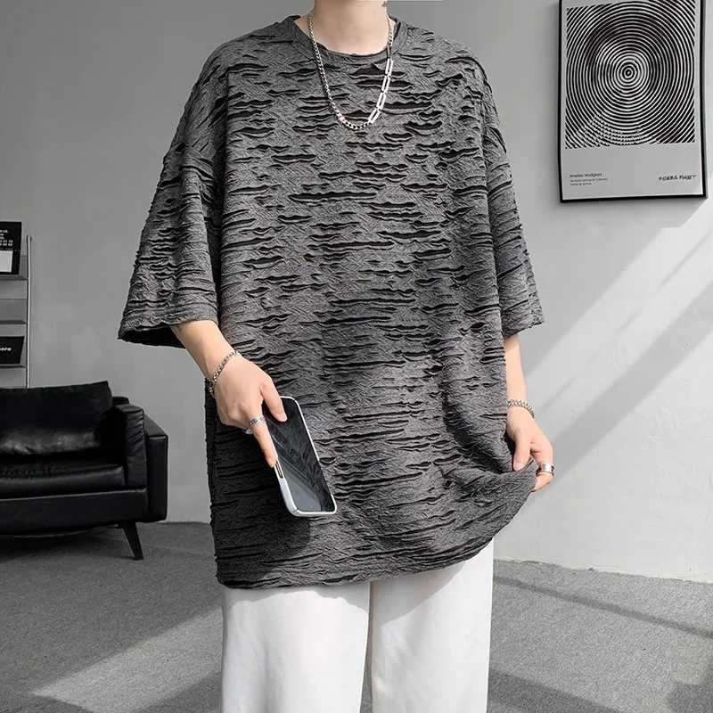 Summer fashion hole T-shirt mens short sleeved O-neck loose casual solid color T-shirt mens clothing M250108