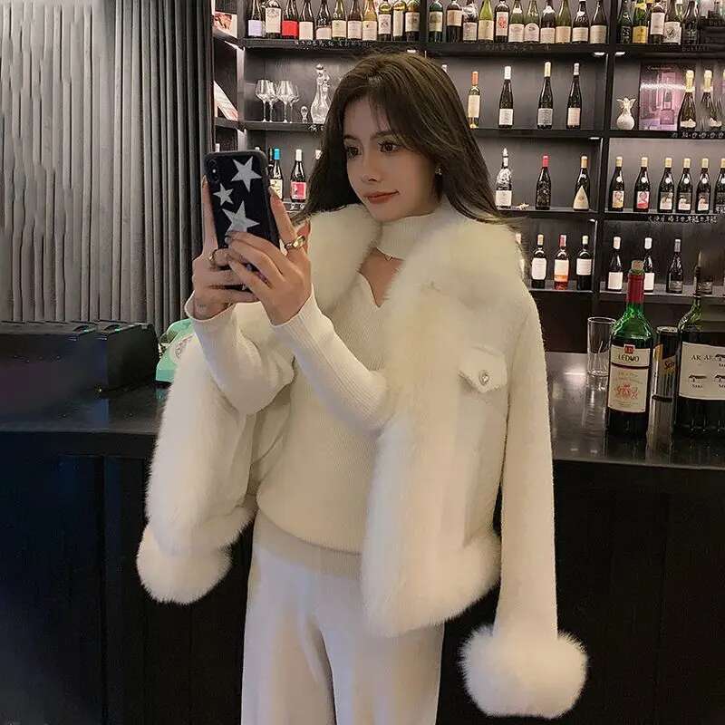 Sparkg Small Fragrant Wind Coat Women 2023 Autumn/Winter New Combination Rough Tweed Imitation Fox Fur Top Warm Cardigan