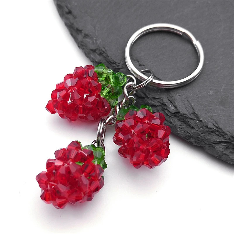 Red Strawberry Crystal Cute Fruit Keychain Stainless Steel Keyring Car Bag Pendant Accessories Friend Jewelry Gift KAAS04 250107