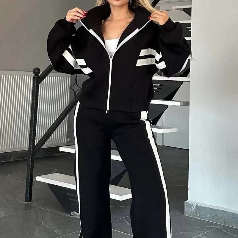 2025 New Zipper Top Set Womens Autumn 2-piece Set Casual Sports Pants Versatile Long Sports Shirt Coats Trouser W250108