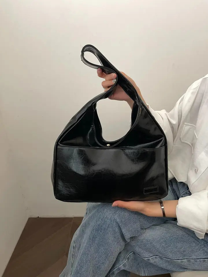 Large-capacity bag for women retro style casual commuting college student class shoulder bag tote bag trendy 250106