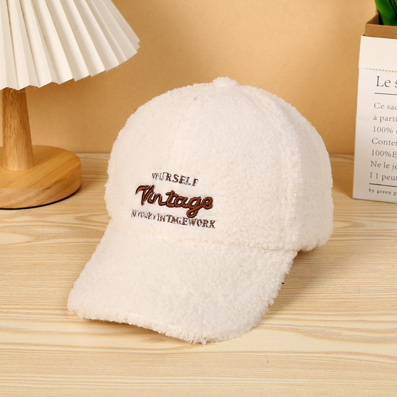 Korean version of the winter plush baseball cap women's fashion versatile cold hat autumn and winter warm furry duck tongue cap wholesale