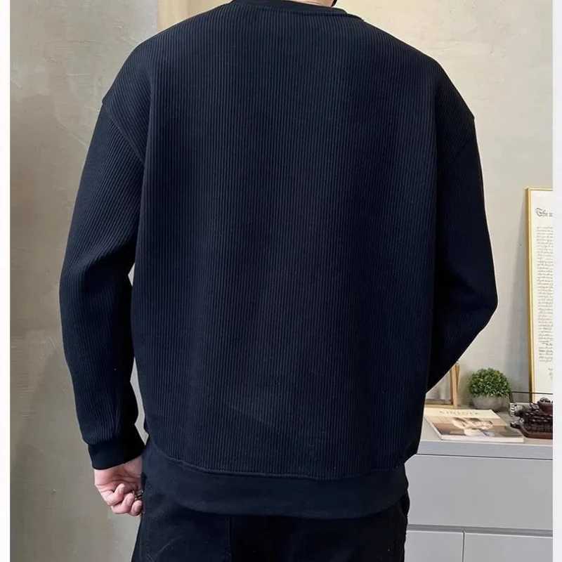 Spring and autumn new fashionable round neck long sleeved solid color sportswear for men loose and casual Korean floral chic top W250108