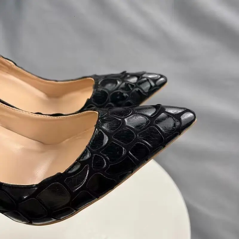 Fashion Classic Womens High Heels Snakeskin Leather Wedding Party Shoes Women 8 / 10 / 12 Cm Plus Size 43 44 45 250103