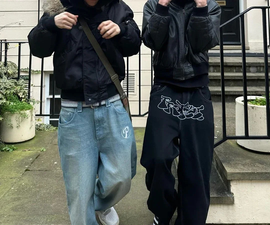 Y2K Men blue letter printed jeans high-end fashion hip-hop trend straight casual pants loose couple street American retro pants 250107