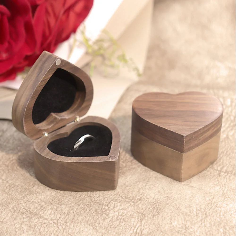 Wedding Love Ring Box Walnut Couple Ring Storage Packaging Gift Box Heart-shaped Wooden Box Earrings 250106
