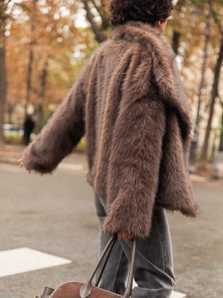 Women's Fashion Solid Warm Faux Fur Short Coat 2024 Lapel Full Sleeve Thick Fluffy Jacket Winter Casual Female Streetwear