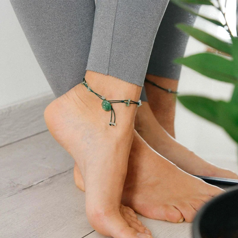 The Emotional Healing Anklet women Amethyst Powder Crystal Dongling Jade Jewelry Stone Foot Decoration 250107