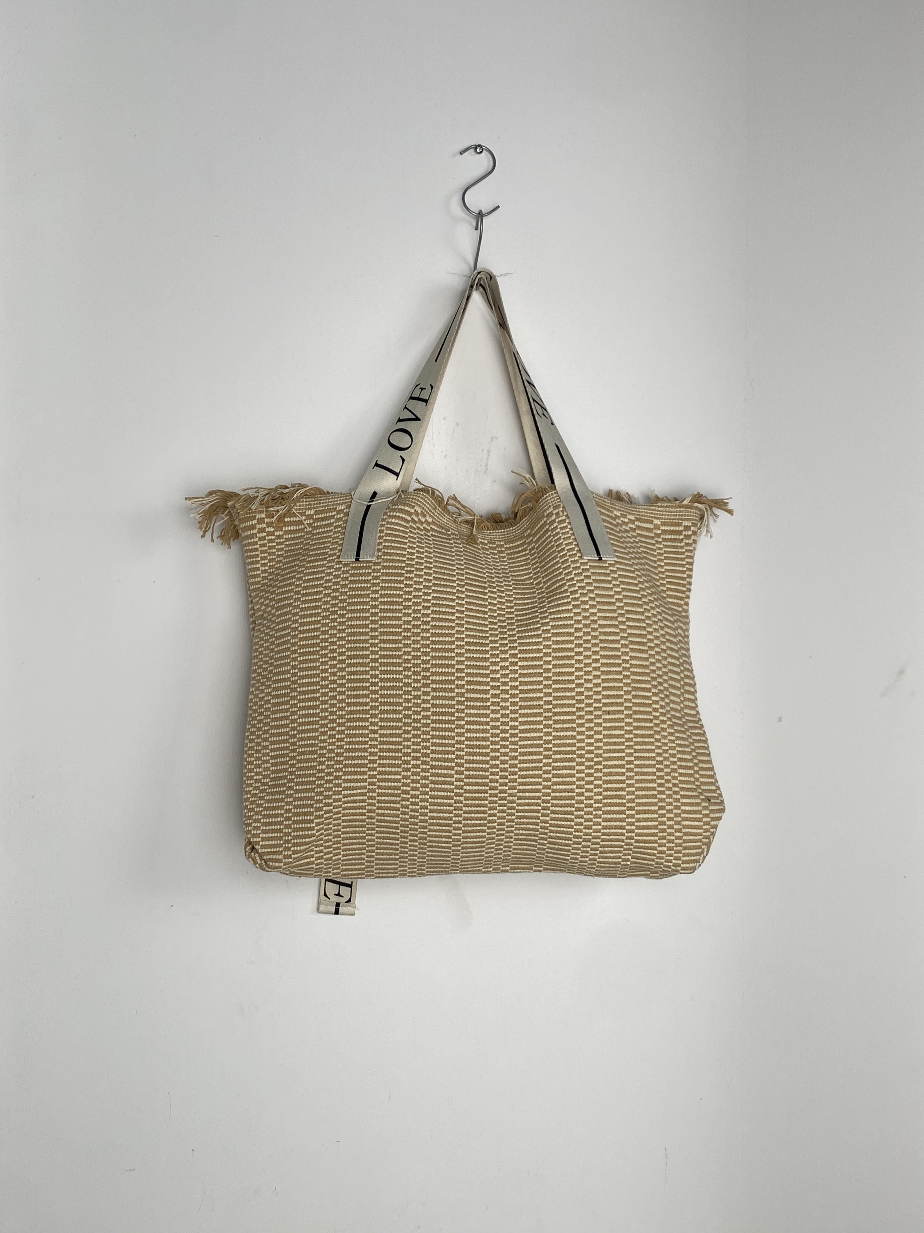 Eco-Friendly Handmade Linen Messenger Bag with Adjustable Straps for Everyday Use