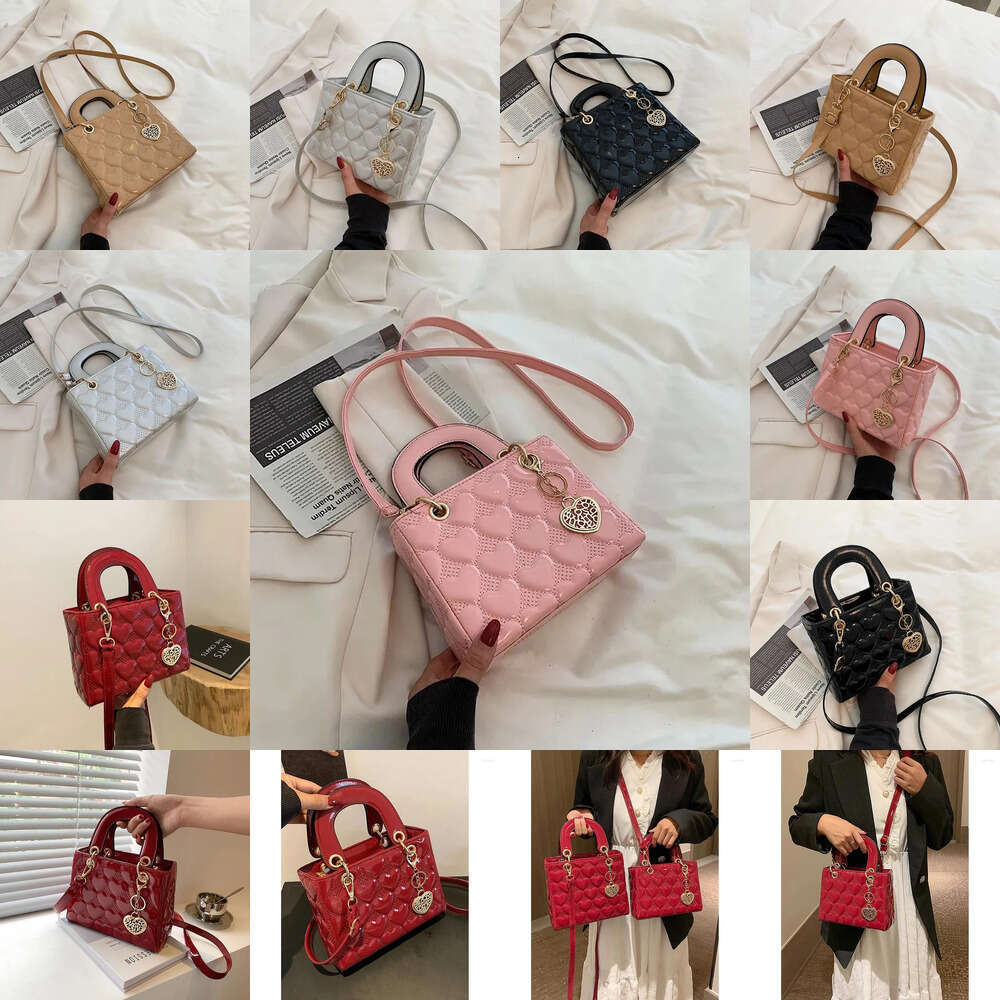 bag Shoulder Bags Red Love Patent Leather Bright Surface Handbag High-end Design Sense Wedding Bag Women's Fashion All-matching Crossbody 2026