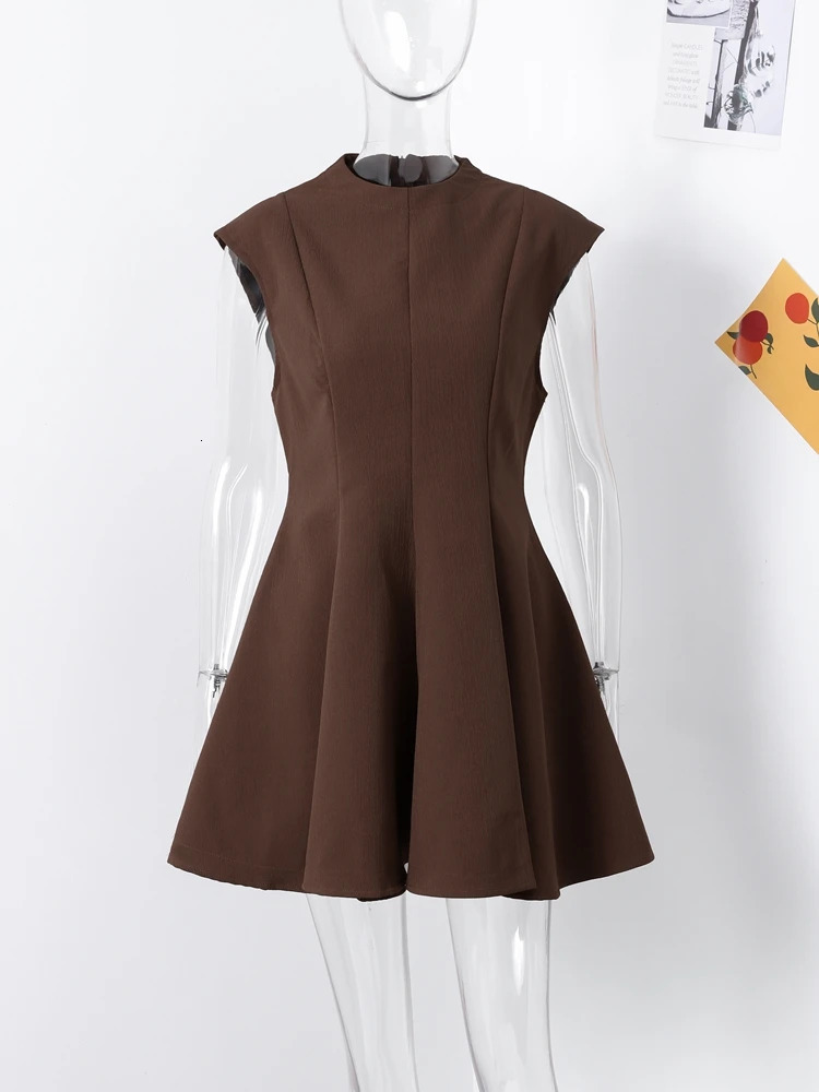 Fashion Solid Mini Pleated Dress For Women Y2K Elegant Sleeveless Slim Evening Party Short Dress Lady Chic Street Vestidos 250107