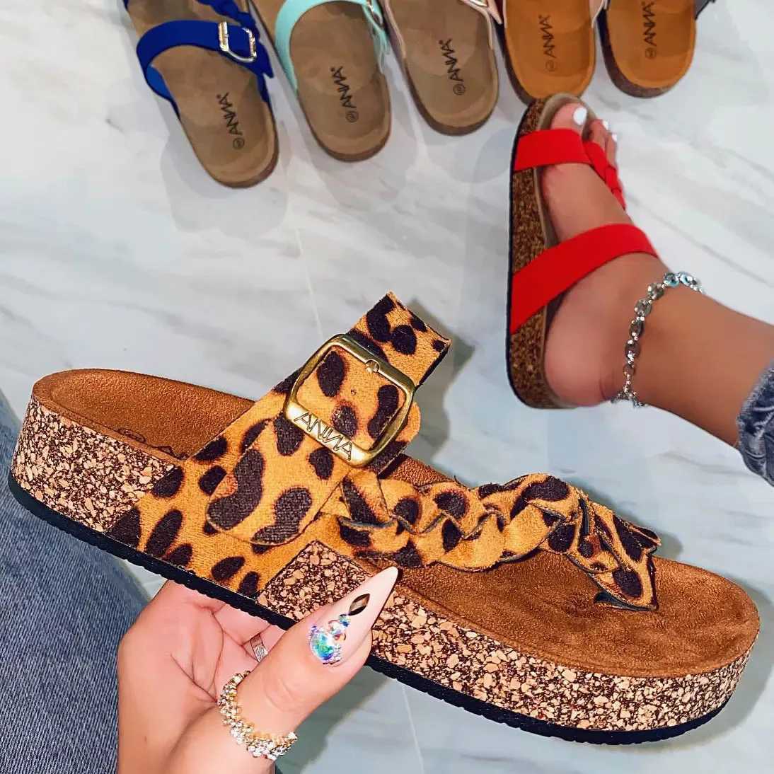 New Arrival Womens Sandals Summer Sandals Flat Shoes Womens Slippers Womens Slippers T250108