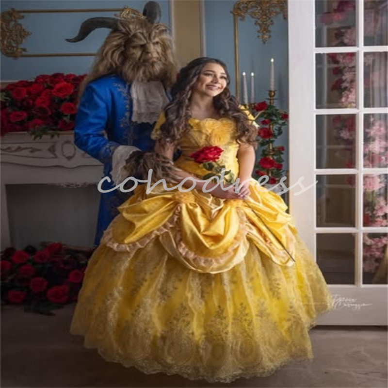 Southern Belle Gold Rococo Prom Dress Off Shoulders Pleated Medieval Renaissance Aesthetic Evening Dress With Floral 18th Century Costume Party Dress 