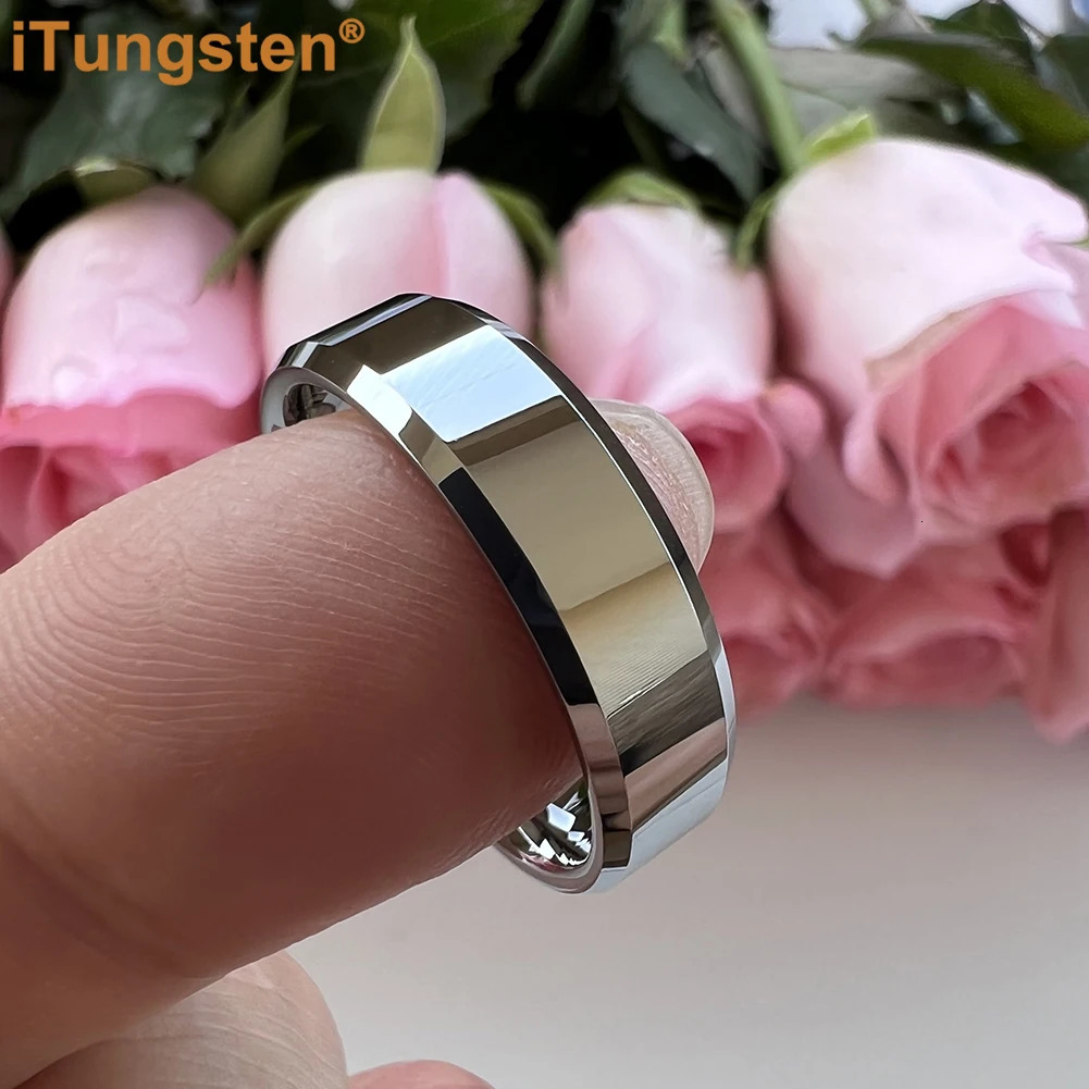 681012MM Men Women Tungsten Carbide Ring Wedding Band Engagement Ring With Shiny Polished Beveled Comfort Fit 250107