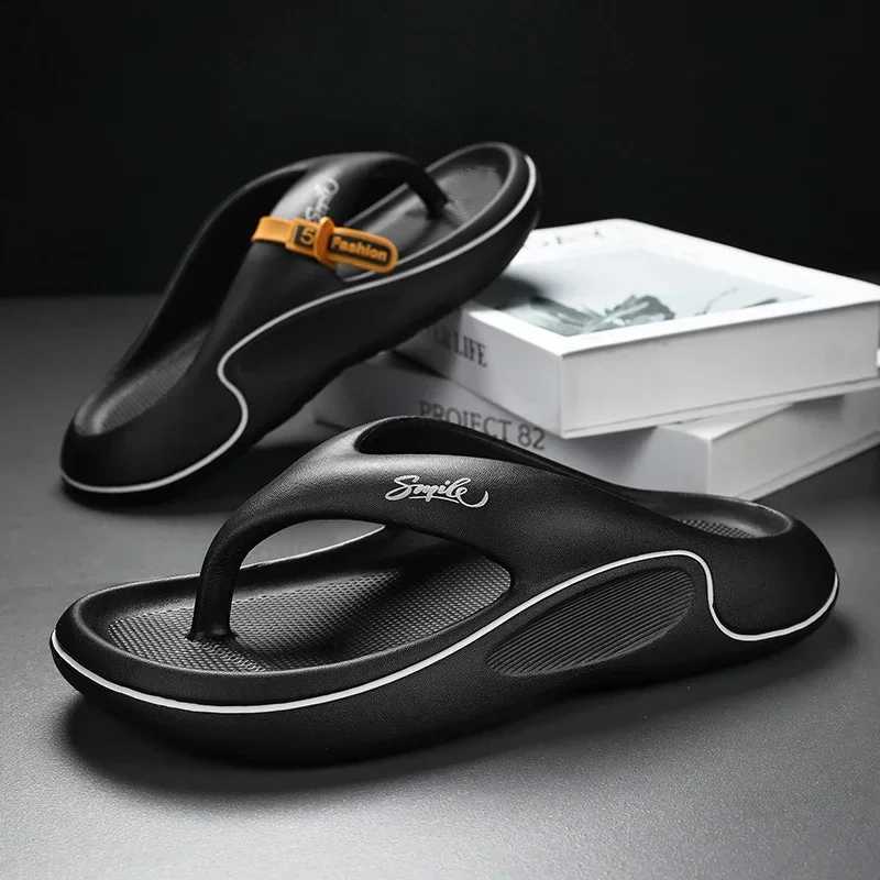 New Arrival Mens platform flip summer thick bottom soft bottom EVA slippers outdoor beach sandals anti slip cloud mats bathroom slippers T250108