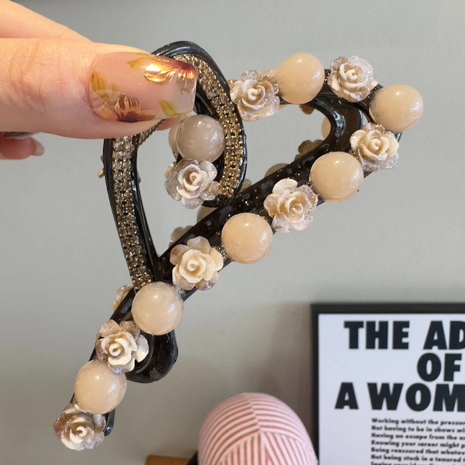 Women Elegant Gold Silver Hollow Geometric Pearl Hair Claw Vintage Hair Clip Headband Hairpin Fashion Girls Hair Accessories 250103